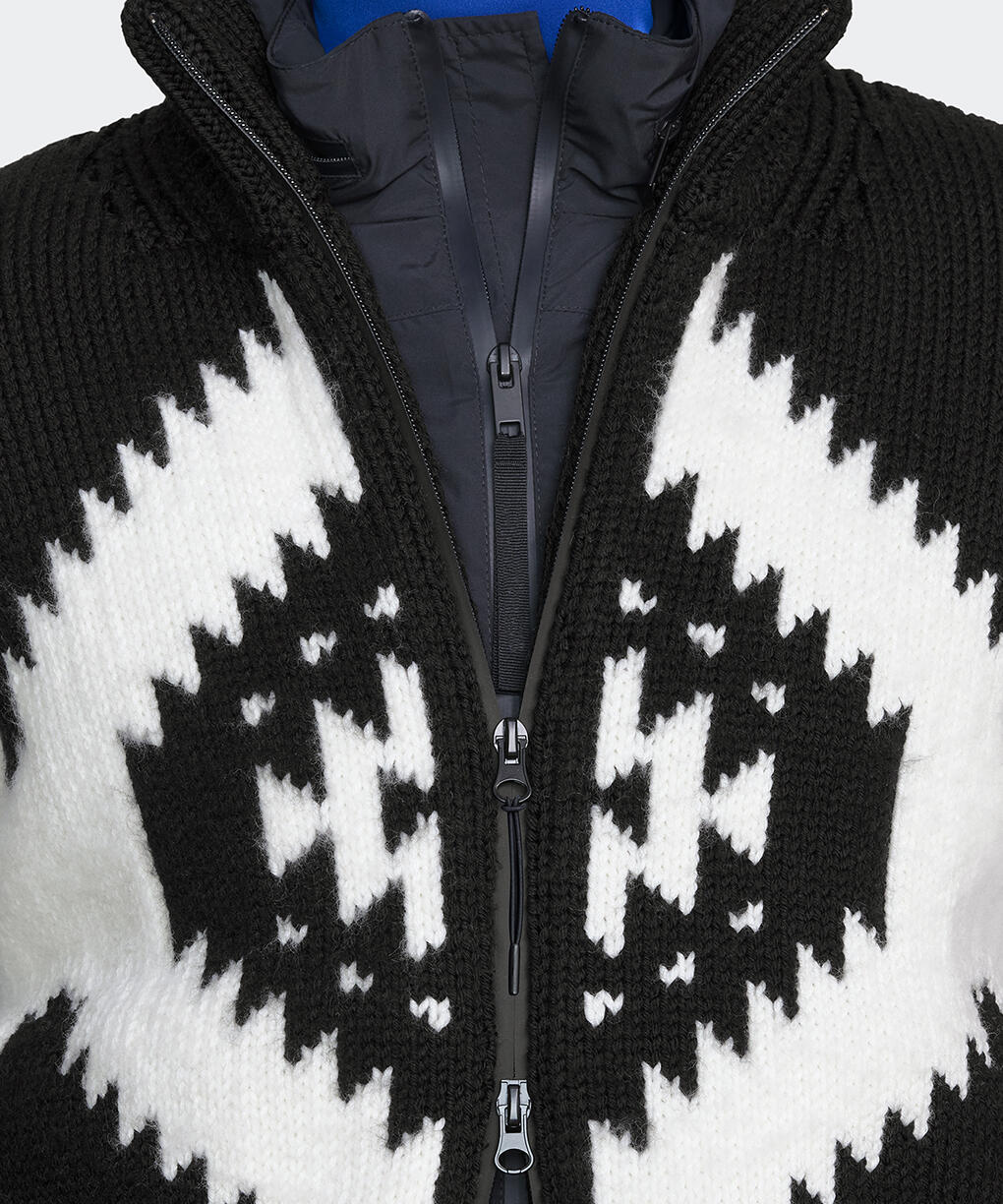 1235UCD_detail_552_08