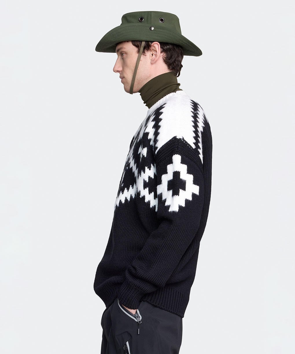 Black/Cream