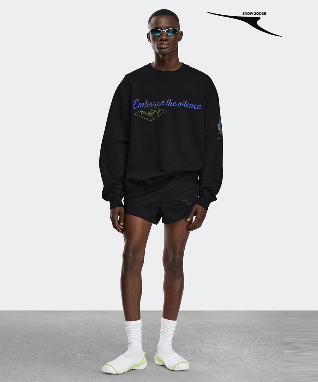 BOLD BLACK