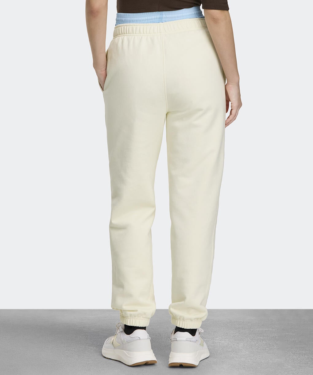 1520W1_detail_551_03