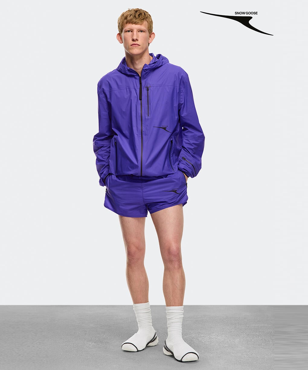 1623UCD_detail_634_01