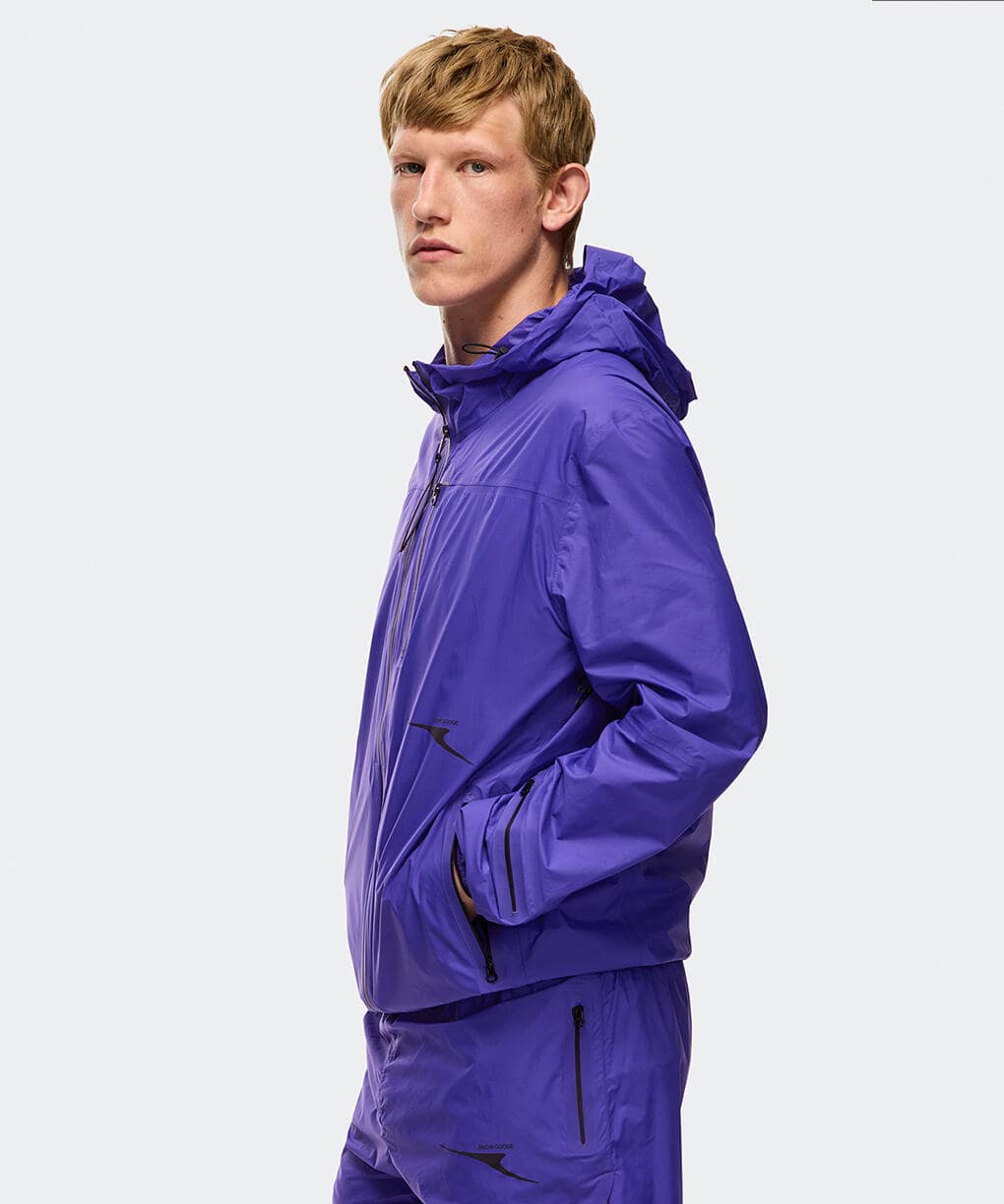 1623UCD_detail_634_04