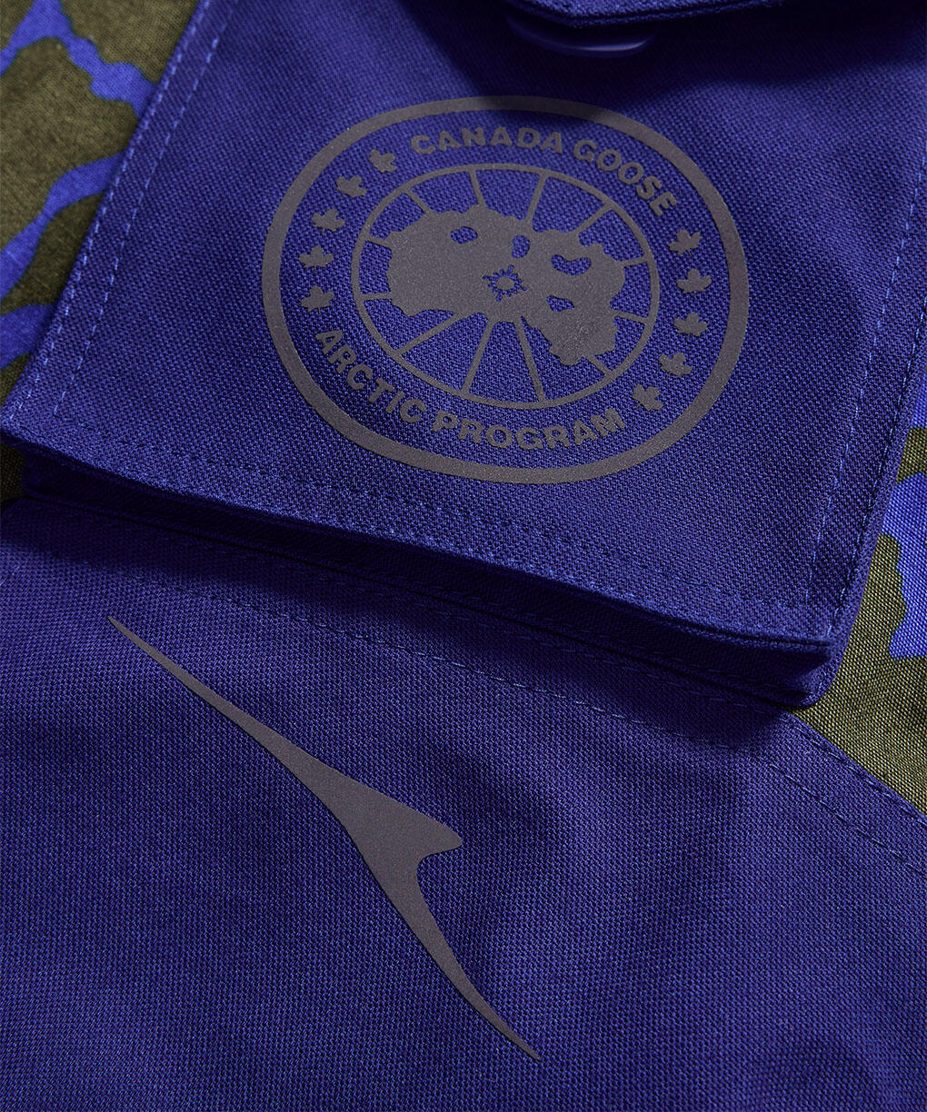 Khaki/Crown Blue/Black Bark