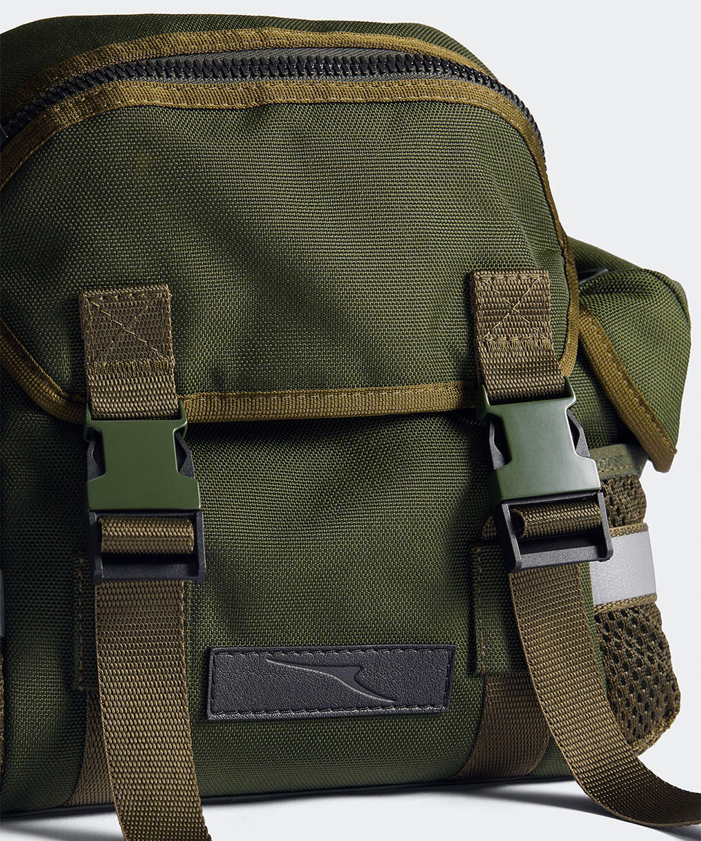 MOSS KHAKI