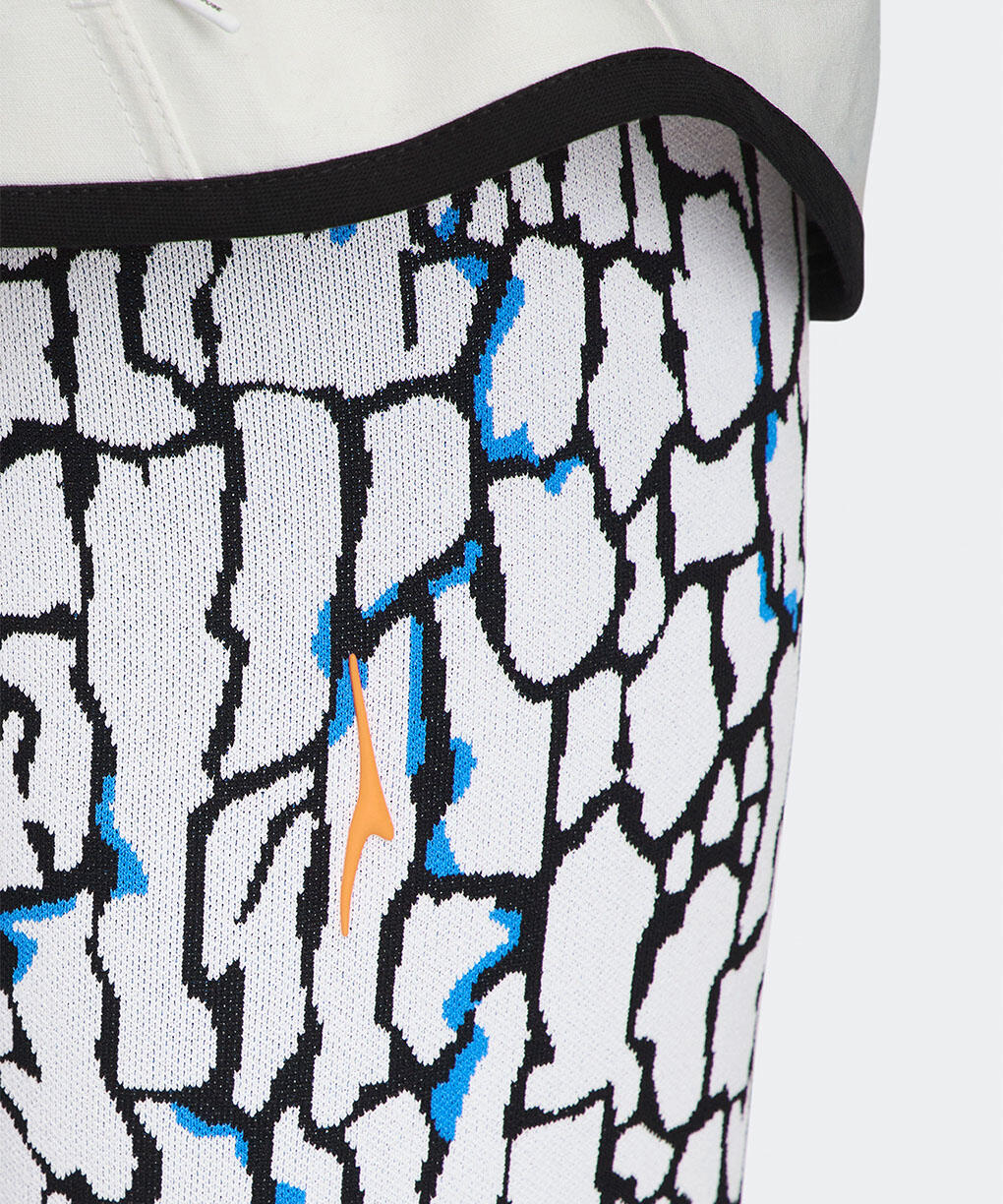 Black/White/Bluebell Bark