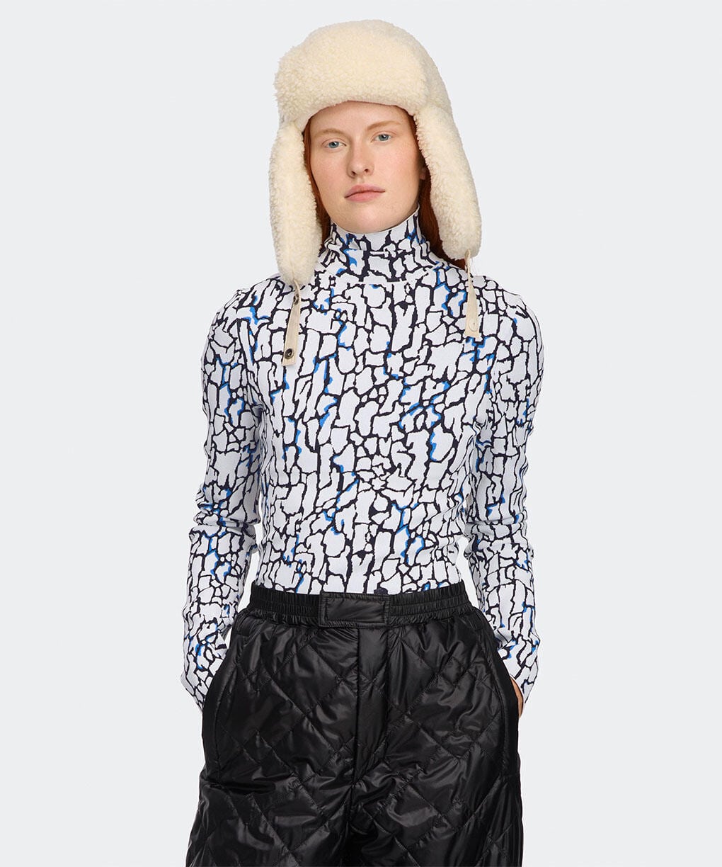 Black/White/Bluebell Bark