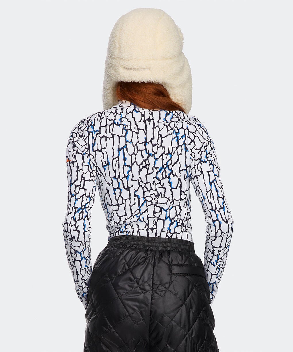 Black/White/Bluebell Bark