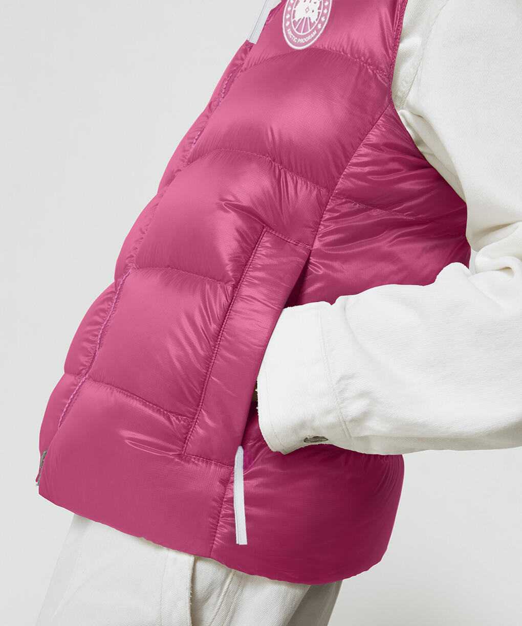 Cypress Vest Arctic Floral Capsule 2237l1 Live In The Open Collaborations カナダグース Canada Goose 日本公式サイト Cypress Vest Arctic Floral Capsule 2237l1 Live In The Open Collaborations カナダグース Canada Goose 日本公式サイト