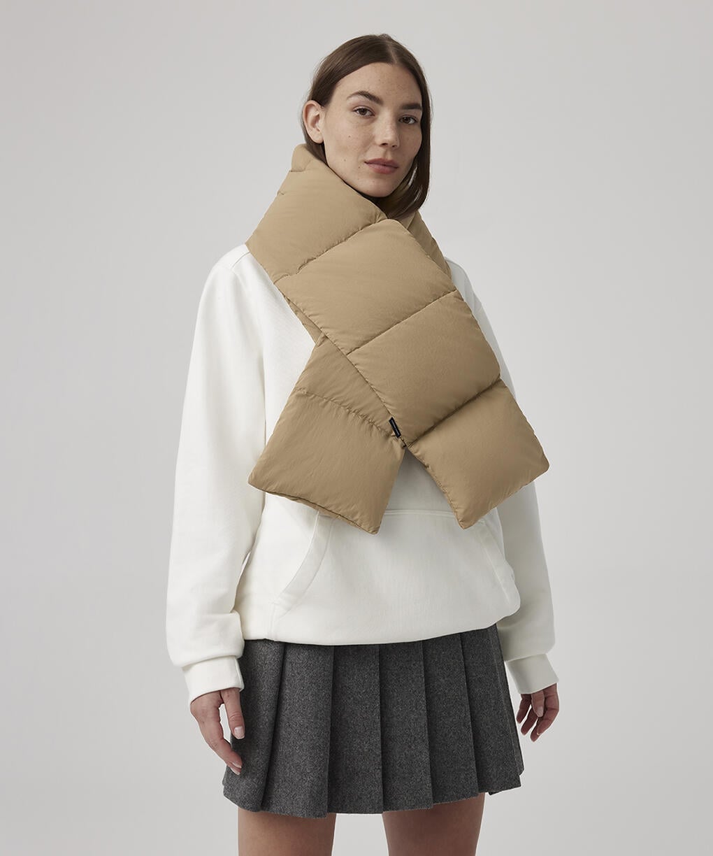 パッファー スカーフ(6899U)｜カナダグース (CANADA GOOSE) 日本公式サイト