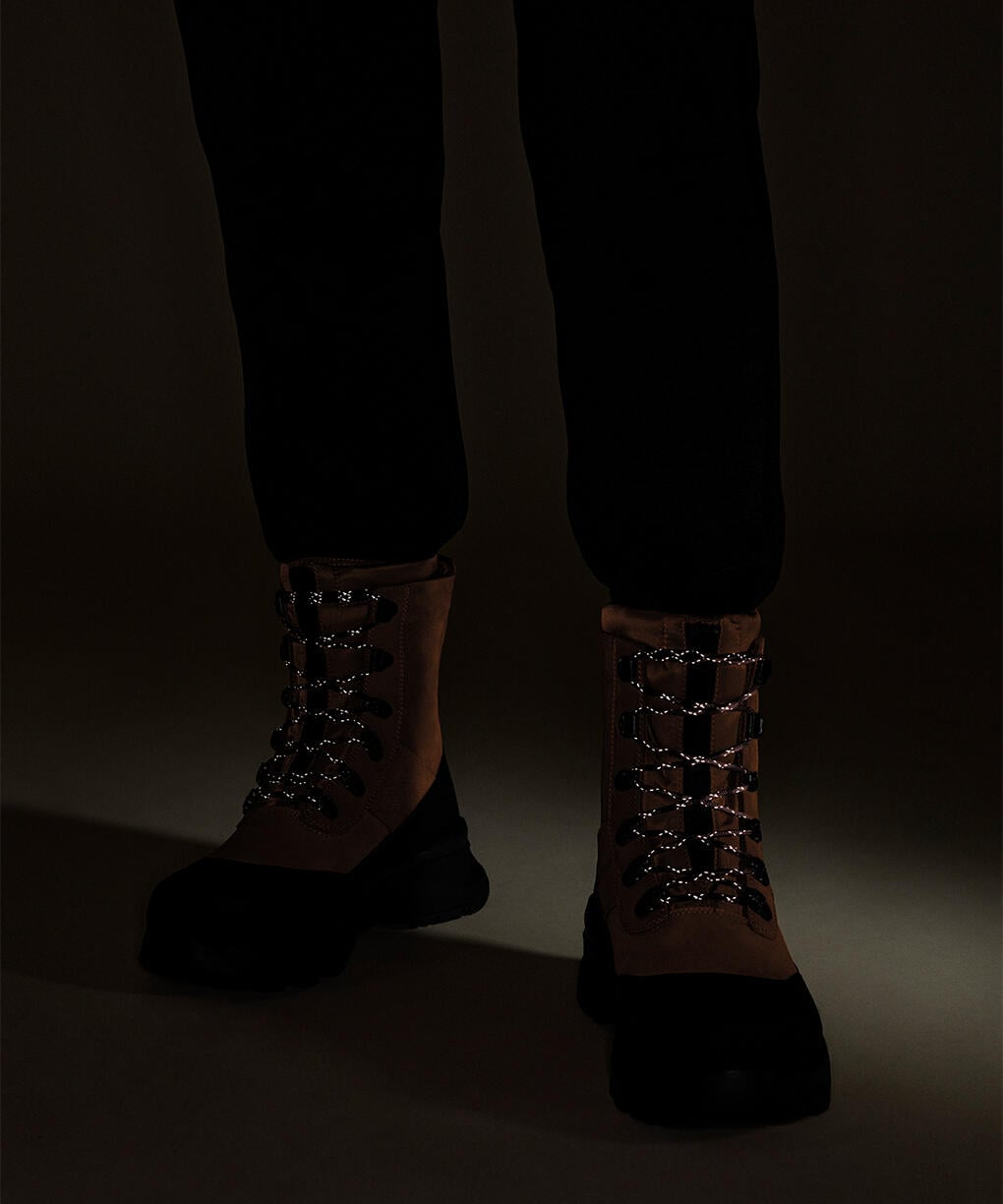 Tundra Clay/Black