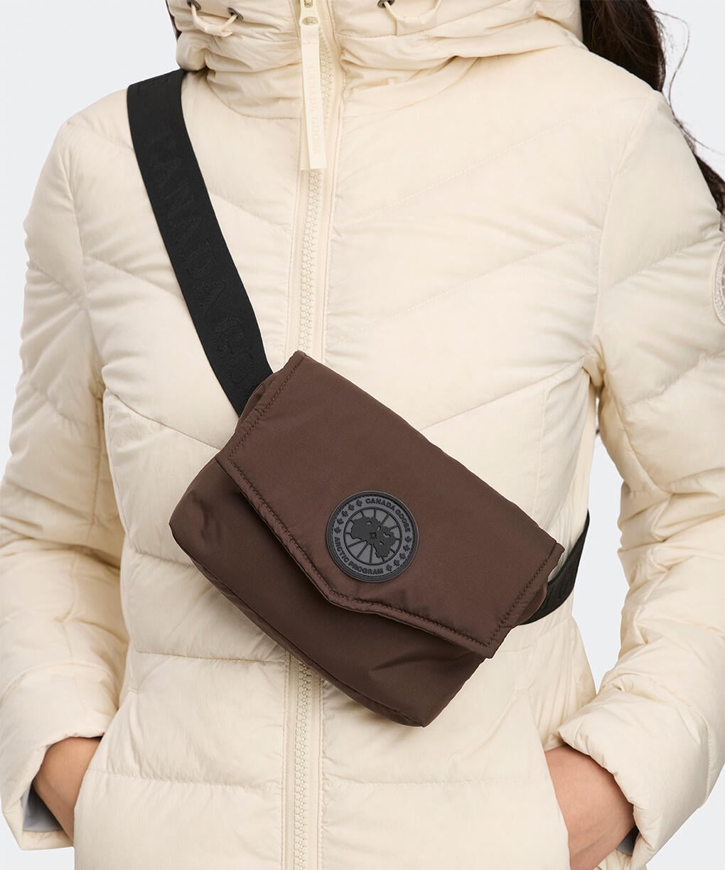 8837U1_detail_702_03